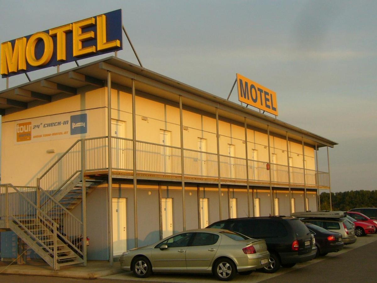 Tour-Motel Wilfersdorf  Екстериор снимка